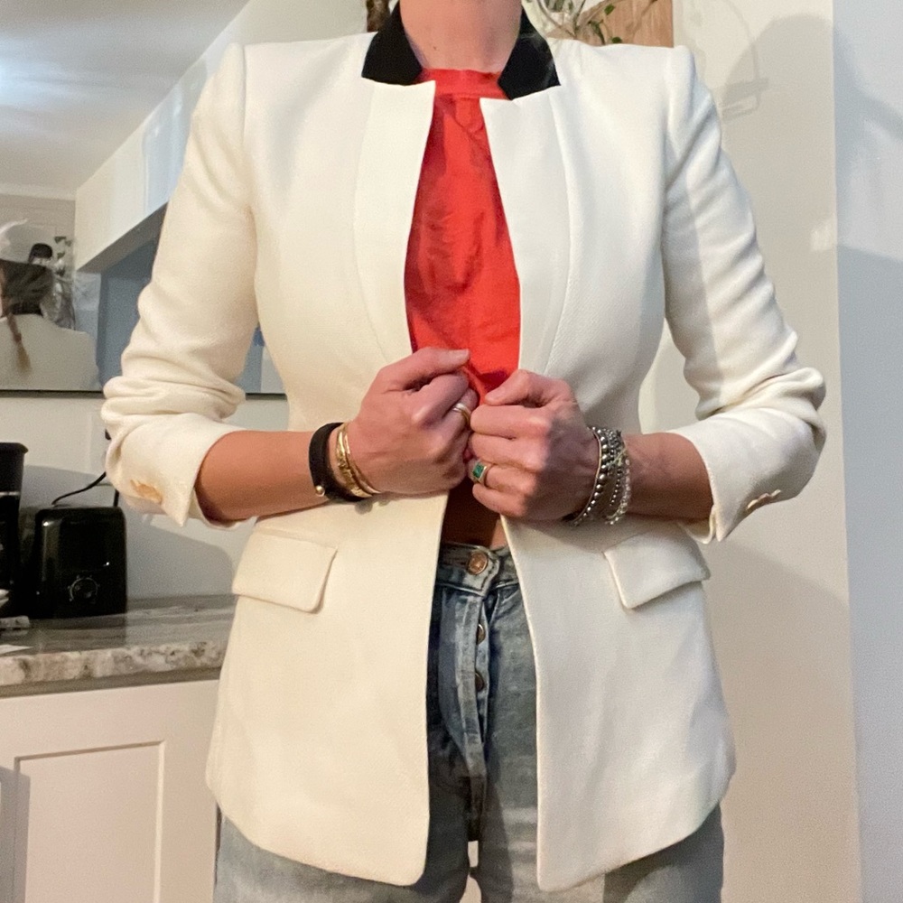 Bcbg Maxazria Jacket - image 3